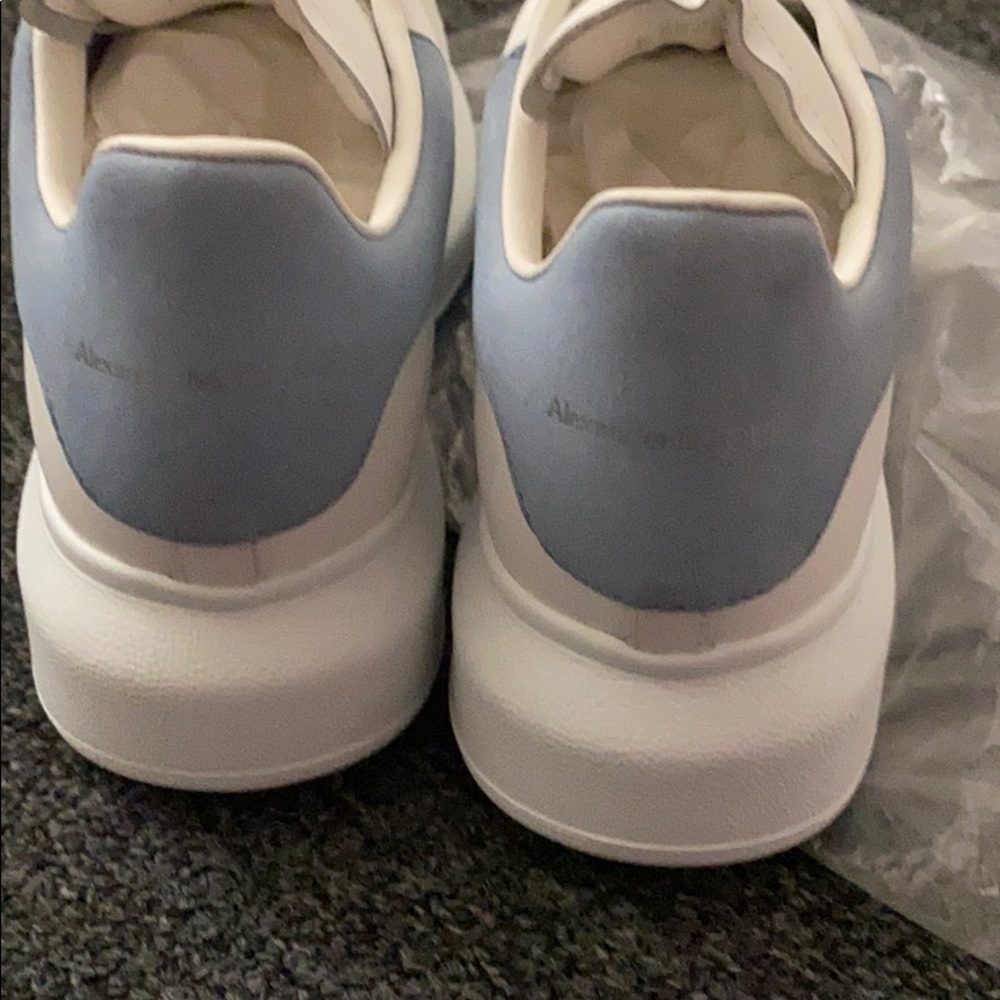 Alexander McQueen Sneakers - Picture 5 of 6